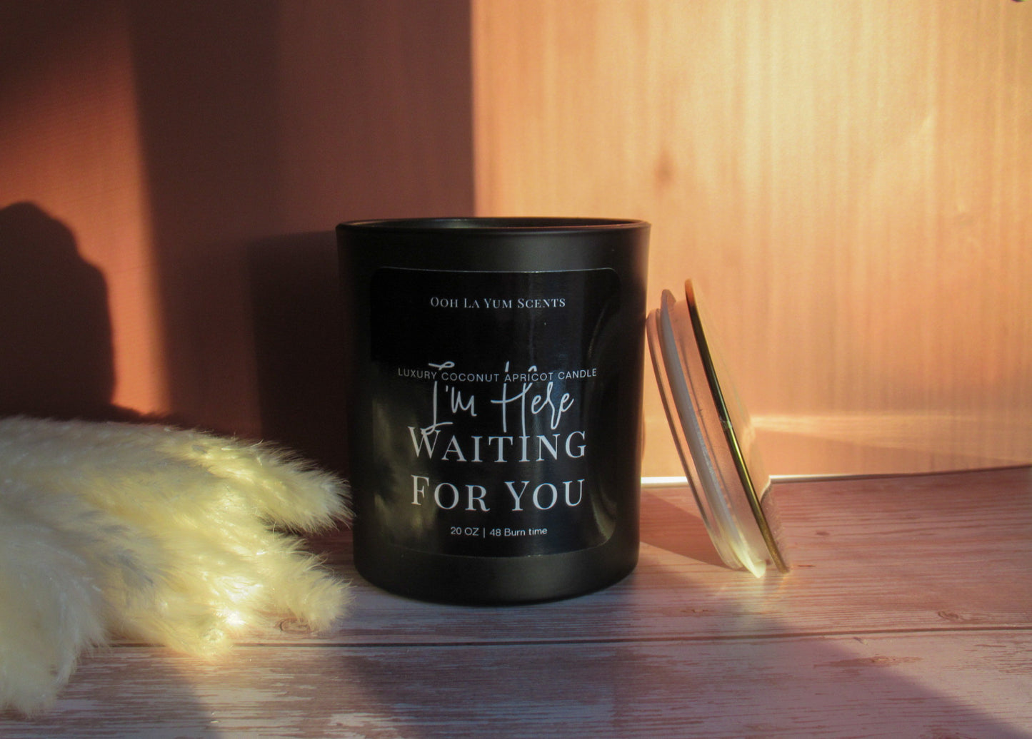 I'm here waiting for you candle 15 oz jar