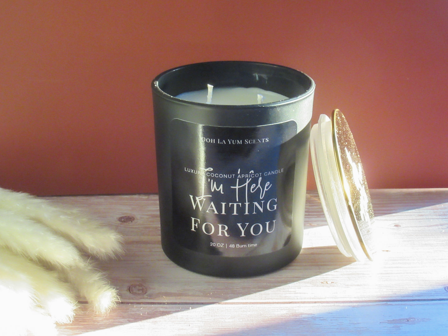 I'm here waiting for you candle 15 oz jar